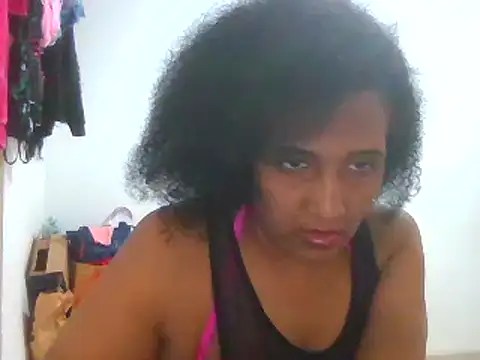 Snapshot of Aishamara chatting on February 17, 8:04 pm Aishamara online show from February 17, 8:04 pm