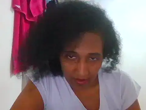 Snapshot of Aishamara chatting on March 15, 9:49 pm Aishamara online show from March 15, 9:49 pm