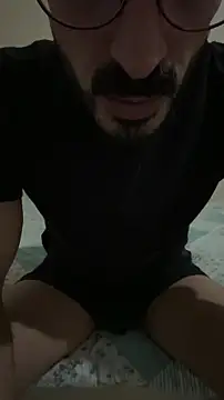 saye0044 online show from April 13, 5:07 pm