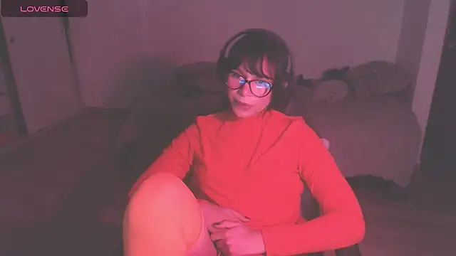 Snapshot of modjo_ chatting on October 5, 4:55 am modjo online show from October 5, 4:55 am