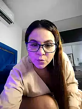 Snapshot of Susaan_Miilf chatting on June 7, 6:55 pm Susaan Miilf online show from June 7, 6:55 pm