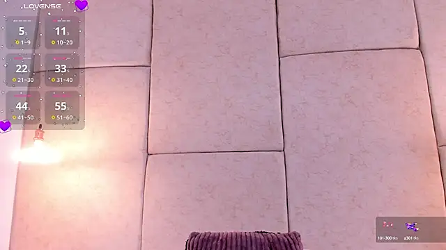 Snapshot of aisha_vs chatting on February 4, 11:38 am aisha vs online show from February 4, 11:38 am