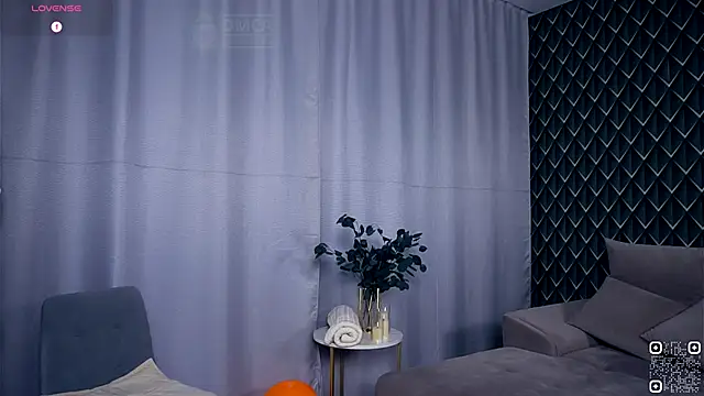 Snapshot of AmmyScotch chatting on November 3, 4:25 am AmmyScotch online show from November 3, 4:25 am