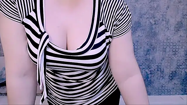 Djullia online show from March 22, 12:14 pm