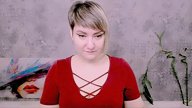 Djullia online show from March 1, 6:15 am