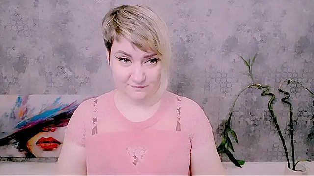 Djullia online show from April 7, 6:03 am