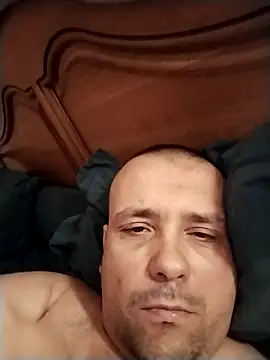 manubm03 online show from November 28, 9:45 am