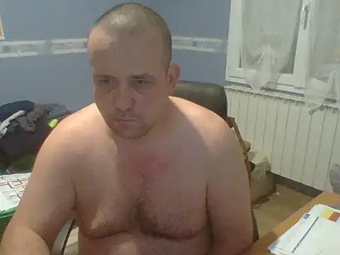 Snapshot of manubm03 chatting on January 17, 5:01 am manubm03 online show from January 17, 5:01 am