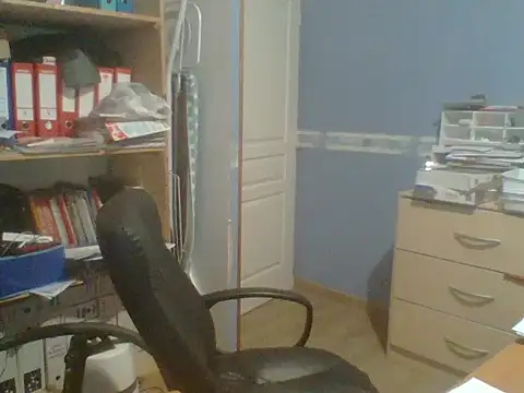 Snapshot of manubm03 chatting on May 17, 6:22 am manubm03 online show from May 17, 6:22 am