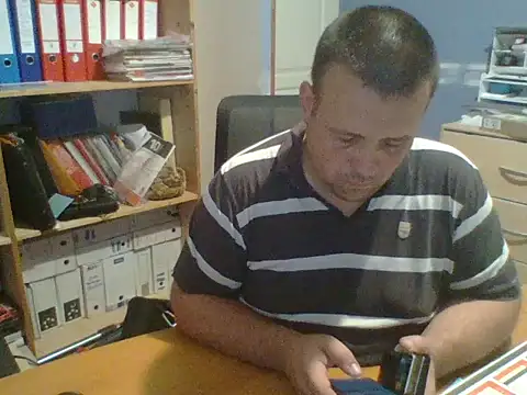 Snapshot of manubm03 chatting on August 4, 7:11 am manubm03 online show from August 4, 7:11 am