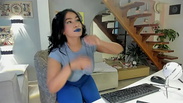 CelesteBreedlove online show from October 1, 8:04 pm