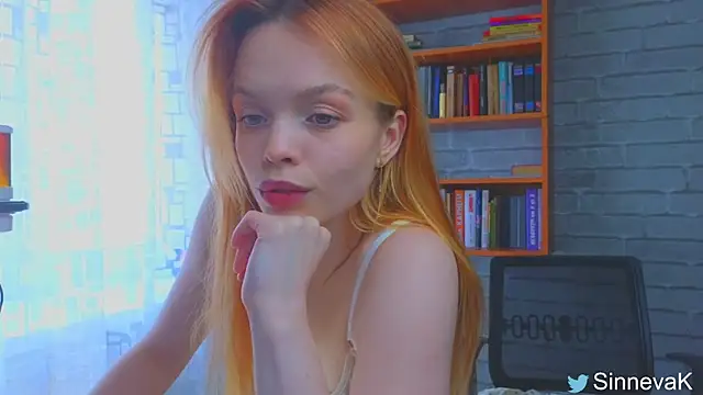 sinteas online show from March 11, 9:45 am