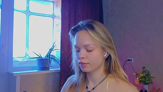 sinteas online show from March 19, 11:14 am