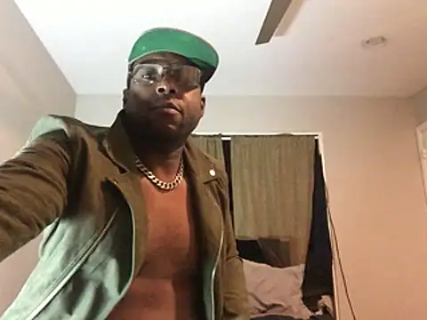 Snapshot of Londonfrotadejr chatting on December 12, 9:40 am Londonfrotadejr online show from December 12, 9:40 am