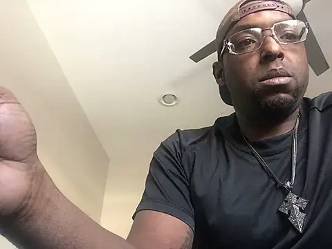 Snapshot of Londonfrotadejr chatting on January 28, 10:12 pm Londonfrotadejr online show from January 28, 10:12 pm