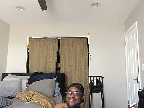 Snapshot of Londonfrotadejr chatting on March 18, 4:04 pm Londonfrotadejr online show from March 18, 4:04 pm