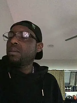 Snapshot of Londonfrotadejr chatting on March 20, 8:20 am Londonfrotadejr online show from March 20, 8:20 am