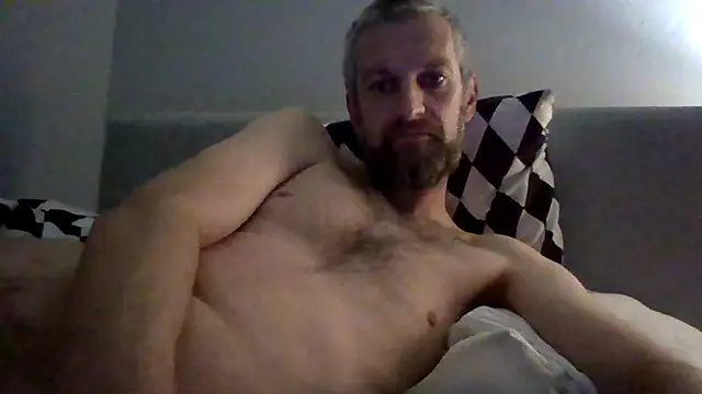 Snapshot of Matts1988 chatting on June 8, 10:54 pm Matts1988 online show from June 8, 10:54 pm
