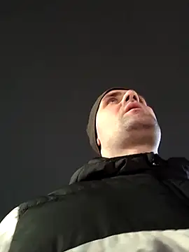 Snapshot of Govora chatting on February 27, 6:09 pm Govora online show from February 27, 6:09 pm