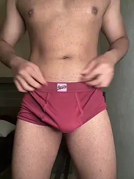 alex-18hot online show from April 7, 11:37 pm