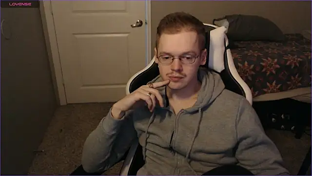 doloresman online show from February 26, 8:22 pm