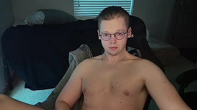 Snapshot of doloresman chatting on June 5, 1:12 am doloresman online show from June 5, 1:12 am