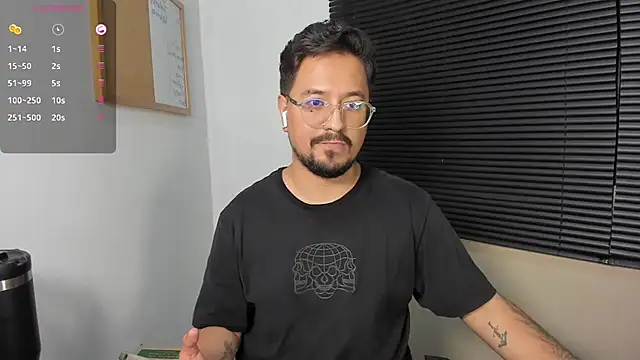 Snapshot of DaviidEvans_ chatting on December 22, 3:11 am DaviidEvans online show from December 22, 3:11 am