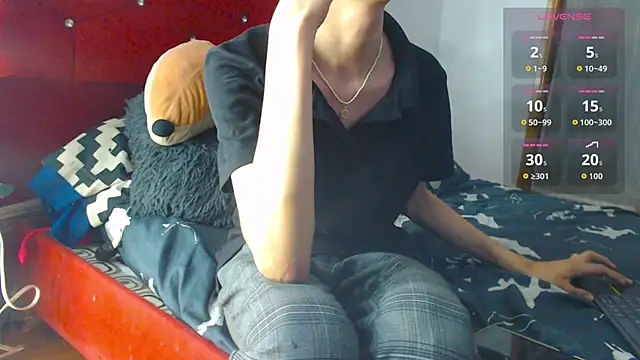 LAICK 01 online show from March 2, 11:33 pm