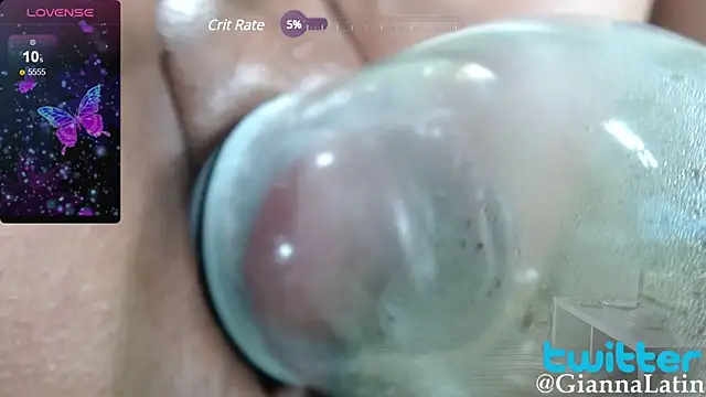 Snapshot of Gianna_latin chatting on February 12, 11:20 pm Gianna latin online show from February 12, 11:20 pm
