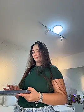 ava blue online show from April 29, 7:42 pm