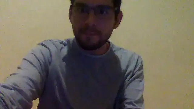 Snapshot of Tomthelong chatting on November 3, 4:47 am Tomthelong online show from November 3, 4:47 am