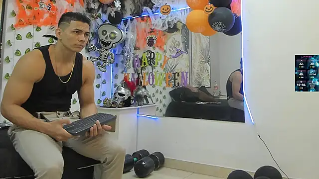 ChoreyTaiylor online show from October 26, 1:06 pm