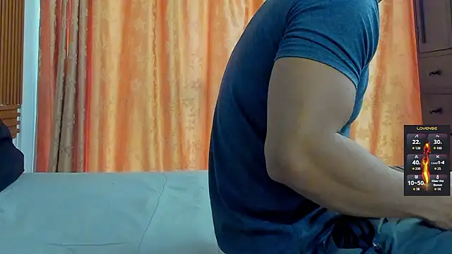 ChoreyTaiylor online show from February 24, 3:21 pm