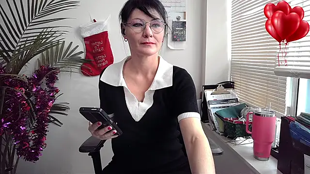 City Kat online show from December 15, 4:11 pm