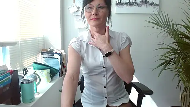 City Kat online show from May 26, 2:24 pm