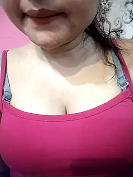 Snapshot of soniya_cute chatting on May 12, 6:05 pm soniya cute online show from May 12, 6:05 pm