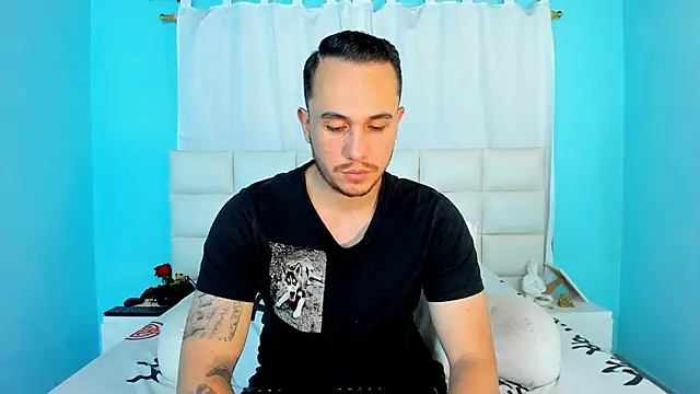 juan  jimenez online show from November 13, 12:31 am