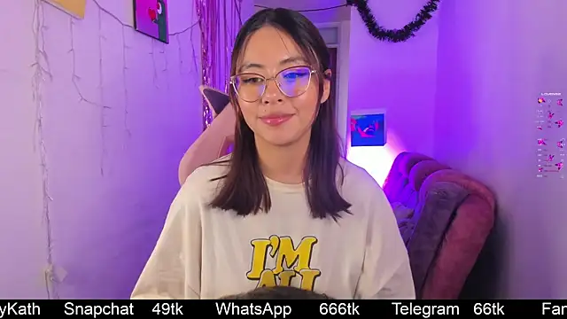 Snapshot of Nasha_abby chatting on December 11, 9:23 pm Nasha abby online show from December 11, 9:23 pm
