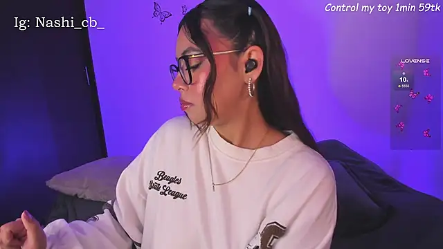 Snapshot of Nasha_abby chatting on October 19, 1:06 am Nasha abby online show from October 19, 1:06 am