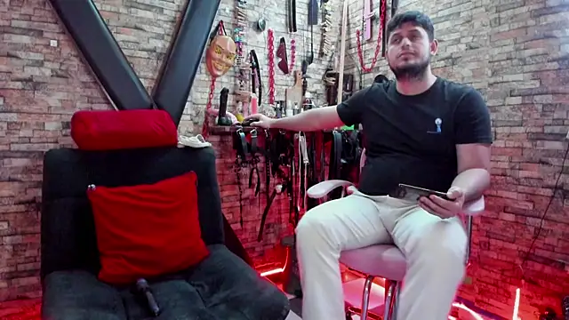 Liltildeman moon online show from March 9, 6:32 pm