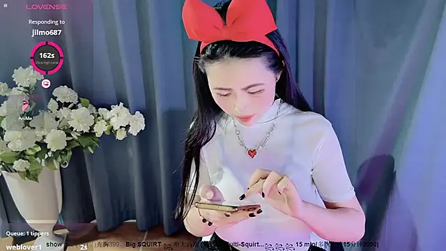 Snapshot of candy-yiyi chatting on December 25, 3:29 am candy-yiyi online show from December 25, 3:29 am