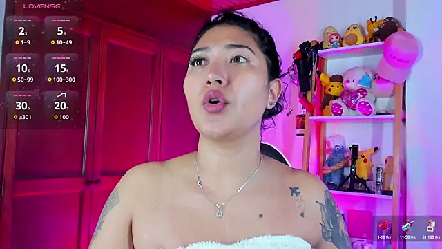 eymy-hadid online show from September 26, 2:21 pm