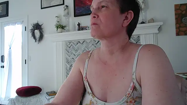 AuroraWillows online show from March 6, 5:31 pm