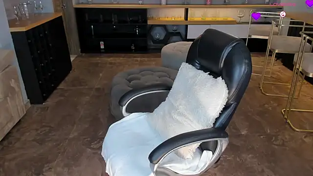 KateOwens online show from March 12, 10:26 am