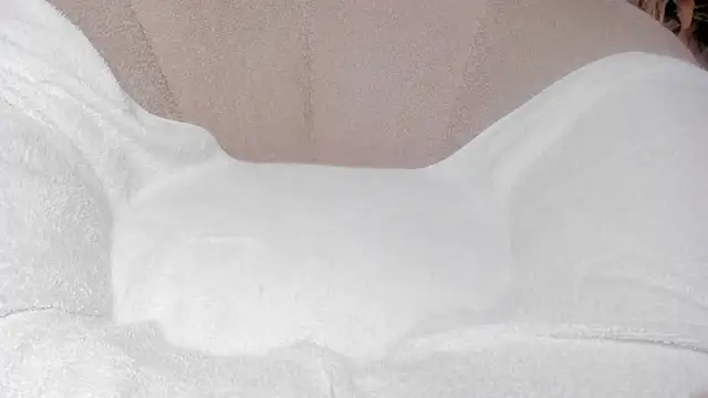 Snapshot of whiite_snow chatting on February 4, 5:45 pm whiite snow online show from February 4, 5:45 pm