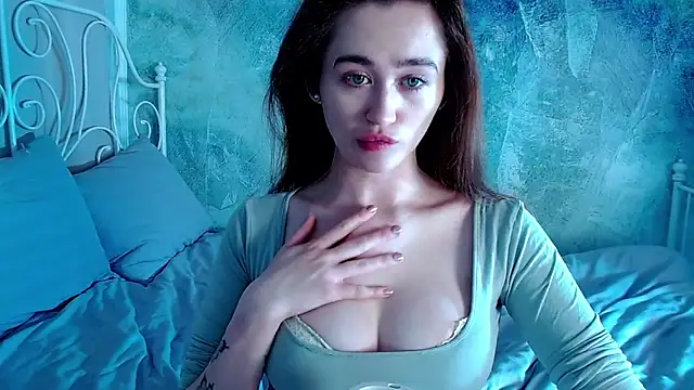 millllina online show from December 16, 1:21 am