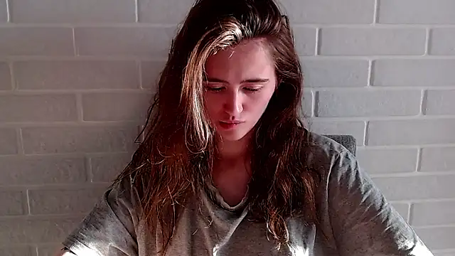 millllina online show from May 22, 2:01 pm