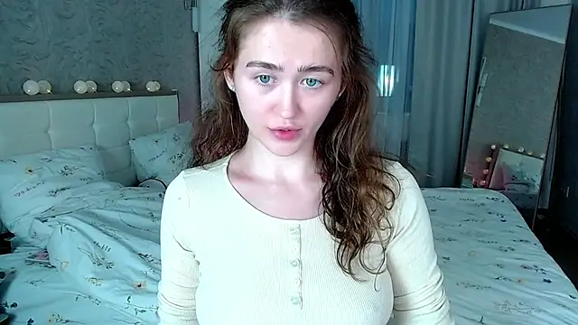 millllina online show from May 27, 4:15 pm