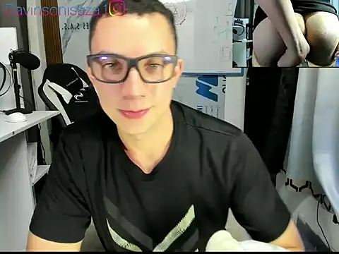 Snapshot of davinalhot chatting on June 13, 5:16 am davinalhot online show from June 13, 5:16 am