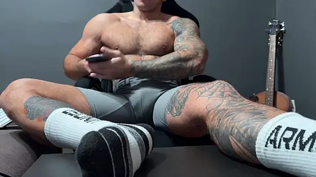 Mr YourGod online show from November 8, 6:24 am